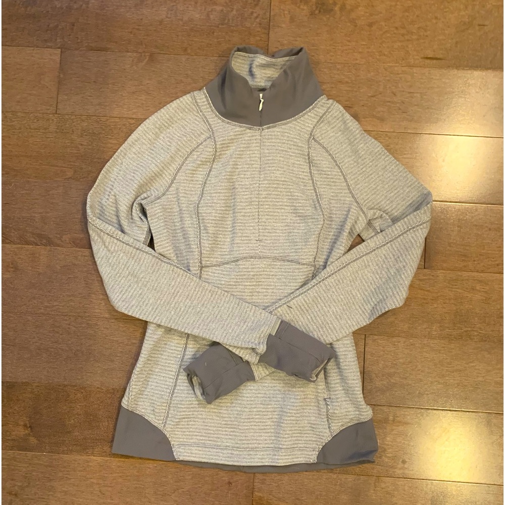 Lululemon Quarter Zip Size 6 EUC